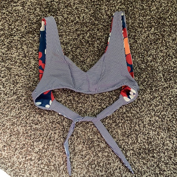 Seea Women's Milos Reversible Bikini Top Small - Picture 2 of 6